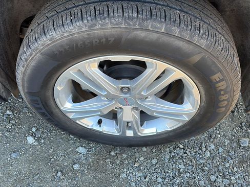 Used 2020 GMC Terrain SLE image 6