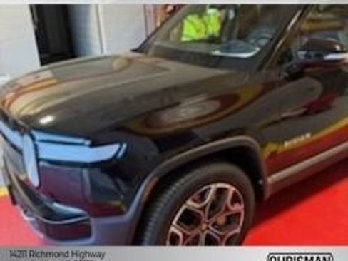Used 2023 Rivian R1S Adventure AWD/4WD image 3