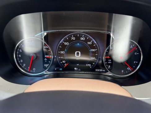 Used 2017 GMC Acadia Denali w/ Technology Package FWD image 17