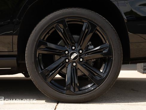 Used 2025 Cadillac Escalade Sport Platinum w/ LPO, Floor Liner Package AWD/4WD image 8