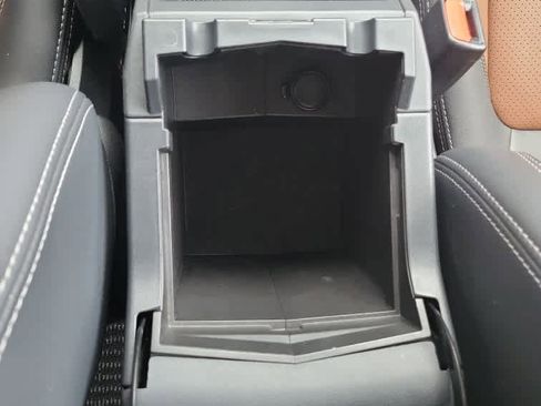 Used 2022 Subaru Forester Touring image 20