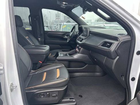 Used 2024 GMC Yukon AT4 w/ Technology Package image 21