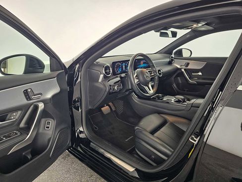 Used 2020 Mercedes-Benz A 220 image 19