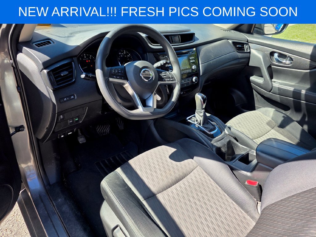 Used 2017 Nissan Rogue S FWD image 7