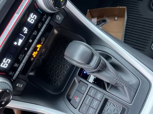 New 2025 Toyota RAV4 XLE image 22