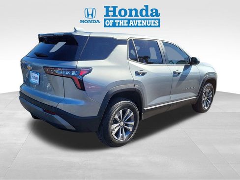 Used 2026 Chevrolet Equinox LT image 4