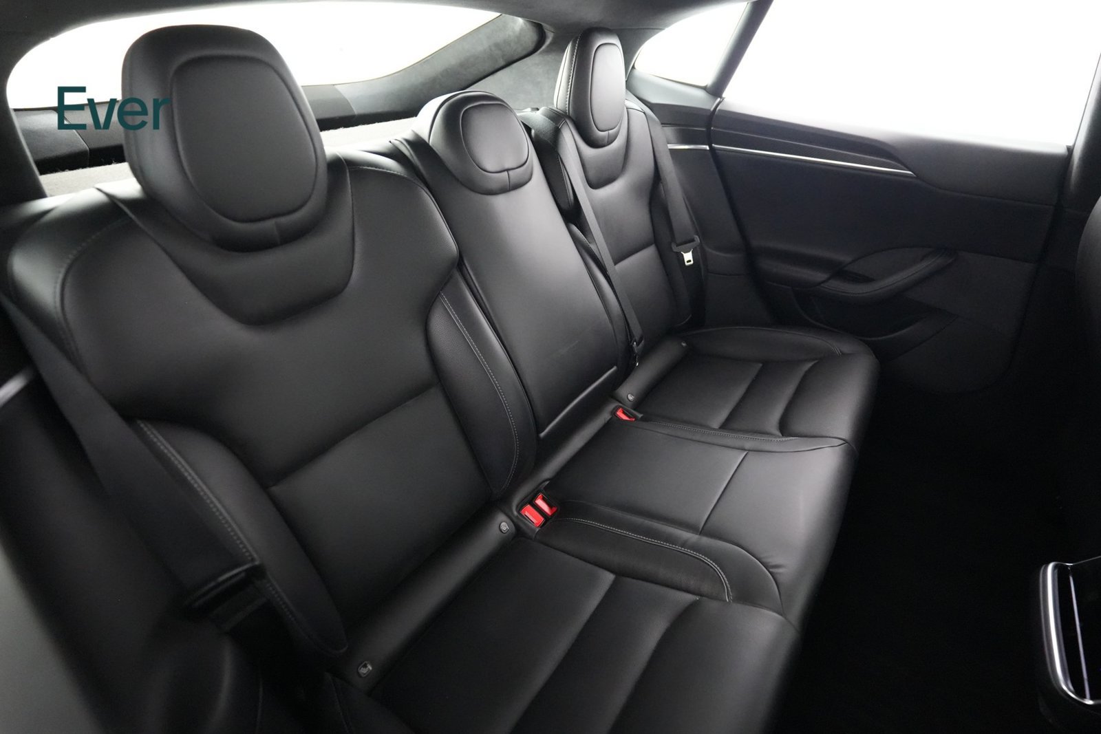 Used 2022 Tesla Model S Plaid AWD/4WD image 5