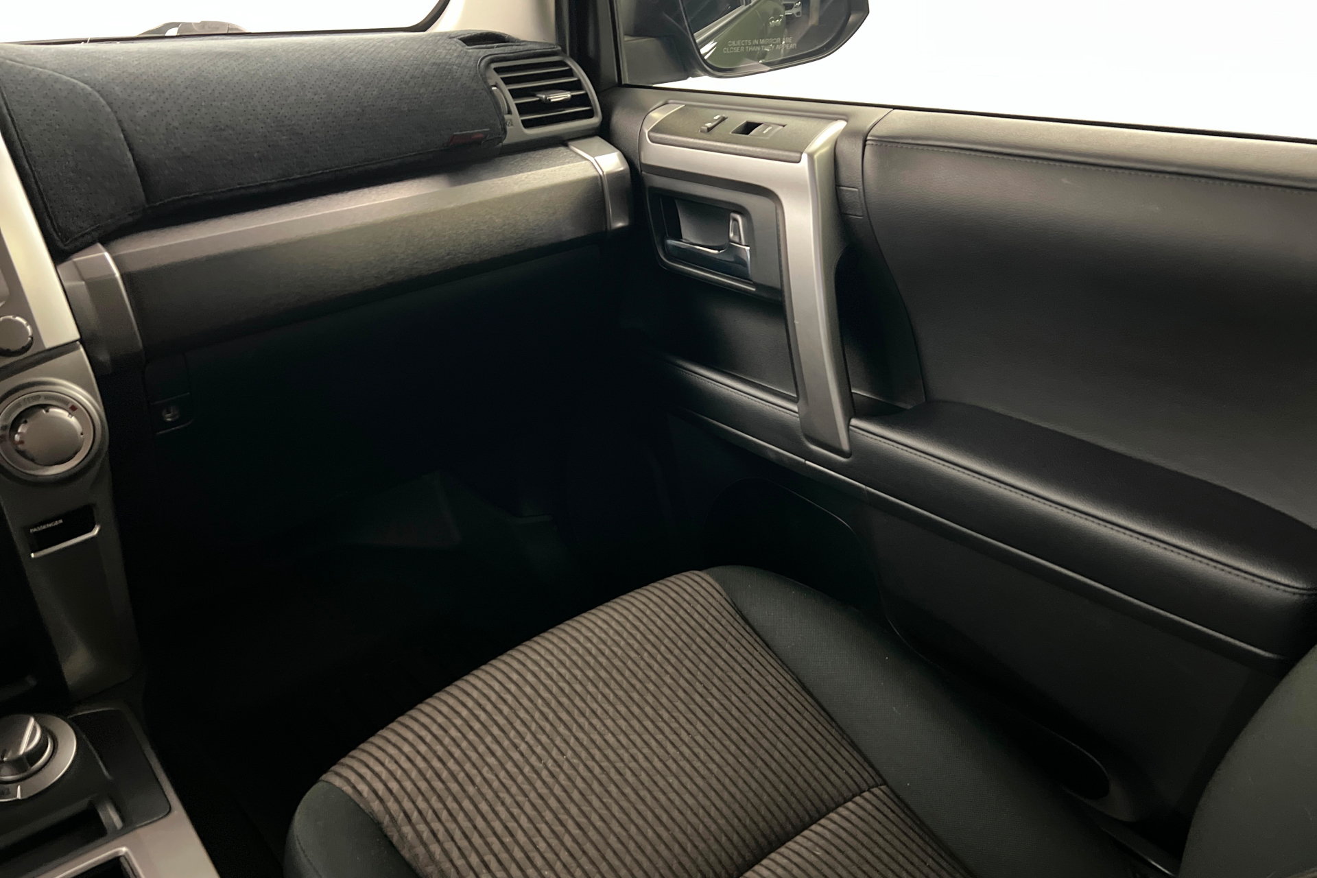 Used 2022 Toyota 4Runner Trail Special Edition AWD/4WD image 11