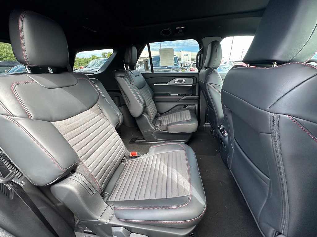 New 2027 Ford Explorer ST-Line w/ Premium Package AWD/4WD image 26