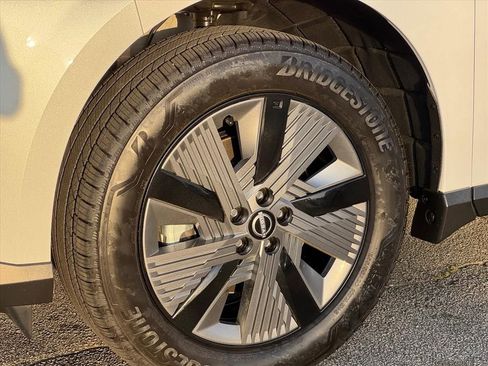 New 2026 Nissan Murano SL image 9