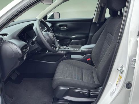 Used 2026 Honda HR-V LX image 11