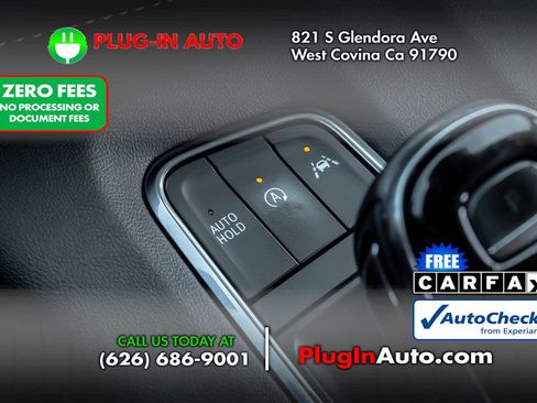 Used 2023 Cadillac Escalade Sport w/ Touring Package AWD/4WD image 31