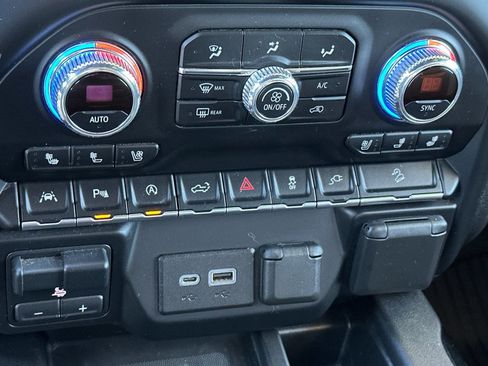 Used 2020 GMC Sierra 1500 AT4 w/ AT4 Premium Package image 21