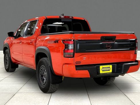 Used 2025 Nissan Frontier PRO-4X w/ Pro Convenience Package AWD/4WD image 11