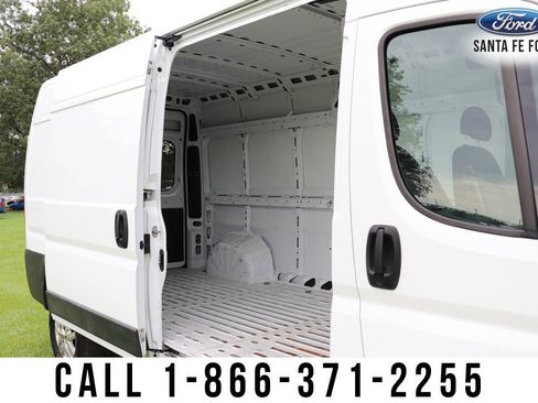 Used 2019 RAM ProMaster 2500 w/ Premium Appearance Group image 33