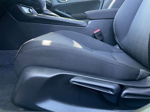 Certified 2024 Honda Civic LX image 24
