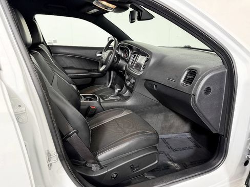 Used 2015 Dodge Charger R/T w/ Plus Group RWD image 46