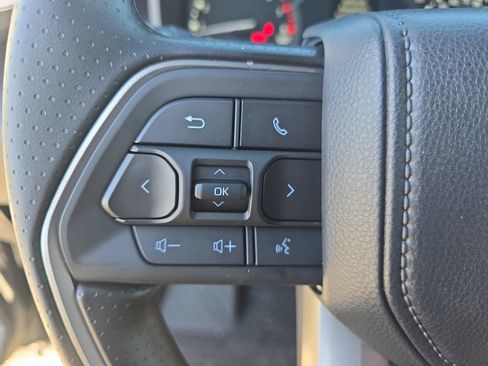 Used 2026 Toyota Tundra SR5 w/ SR5 Convenience Package AWD/4WD image 14