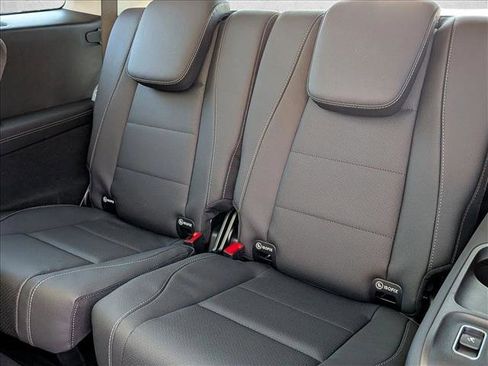 New 2026 Mercedes-Benz GLS 450 4MATIC image 19