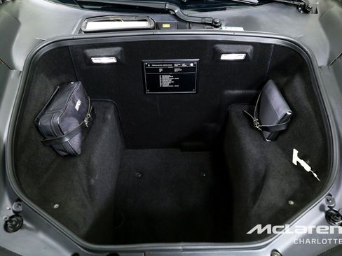 Used 2018 Ferrari 488 Spider RWD image 18