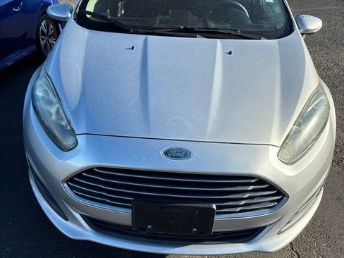 Used 2017 Ford Fiesta SE w/ Cold Weather Package FWD image 1