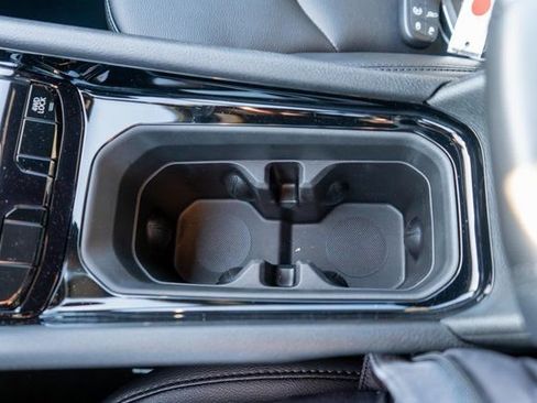 New 2026 Jeep Compass Limited image 27