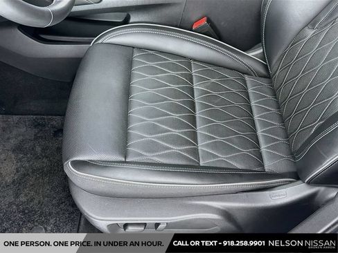 Used 2023 Buick Envision Avenir FWD image 20