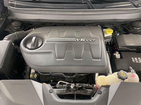 Used 2022 Jeep Cherokee Limited AWD/4WD image 26