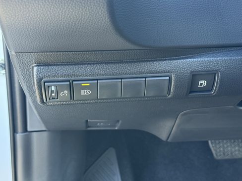 Used 2026 Toyota Corolla LE image 24