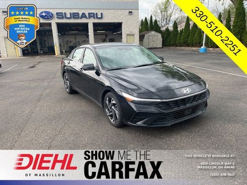 Used 2024 Hyundai Elantra Limited image 1