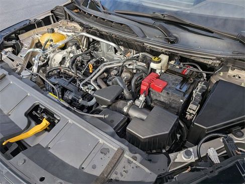 Used 2021 Nissan Rogue SL image 41