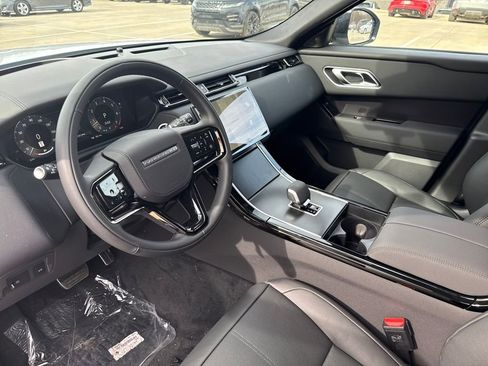 New 2026 Land Rover Range Rover Velar Dynamic SE AWD/4WD image 12