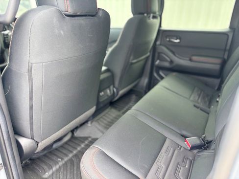 Used 2025 Nissan Frontier PRO-4X w/ Pro Convenience Package AWD/4WD image 22
