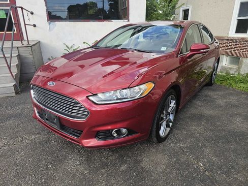 Used 2016 Ford Fusion Titanium FWD image 2