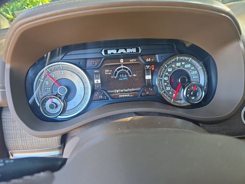 Used 2022 RAM 2500 Limited image 17