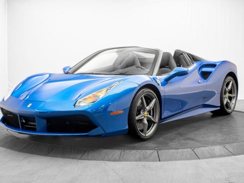Used 2017 Ferrari 488 Spider RWD image 7