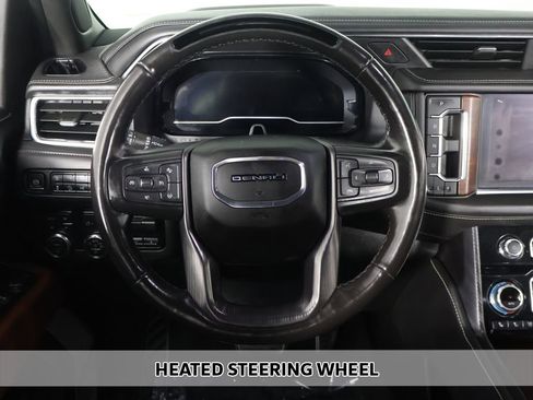 Used 2023 GMC Yukon XL Denali Ultimate AWD/4WD image 12