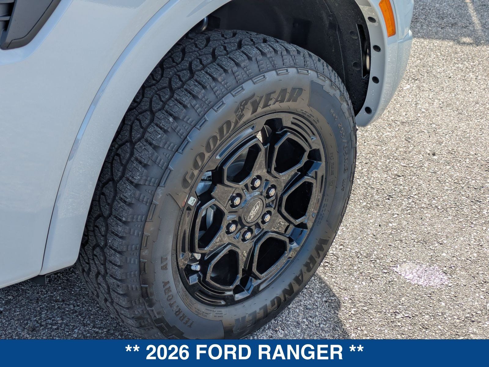 New 2026 Ford Ranger XLT w/ Black Appearance Package RWD image 14