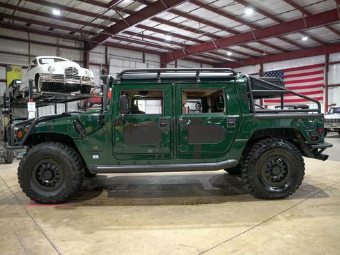 Used 1998 HUMMER H1 4-Door Hard Top image 4