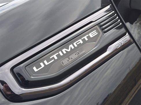 Used 2024 GMC Sierra 1500 Denali Ultimate image 11