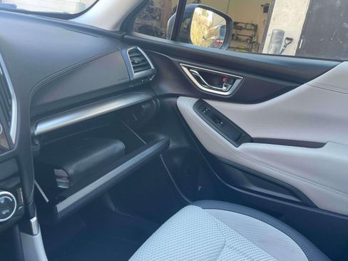 Used 2023 Subaru Forester Premium image 35