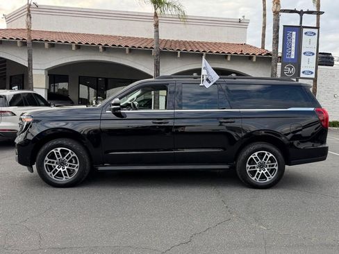 New 2026 Ford Expedition Max Active RWD image 5