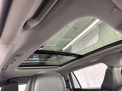 Used 2023 Toyota Highlander Platinum image 55