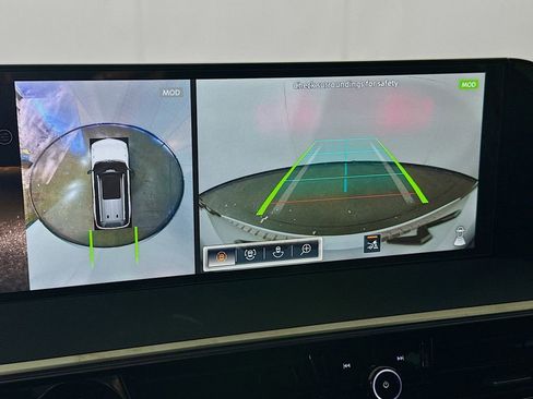 New 2026 INFINITI QX80 4WD image 18