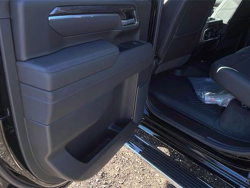 New 2026 Chevrolet Silverado 2500 LTZ w/ LTZ Premium Package image 16