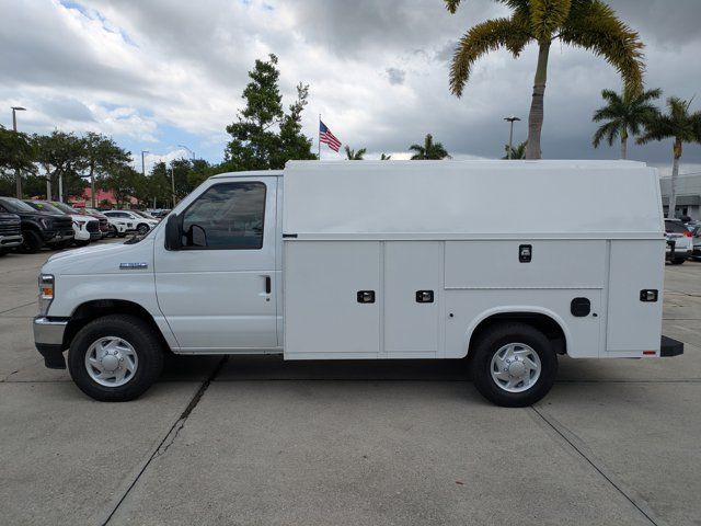 New 2026 Ford E-350 and Econoline 350 Super Duty w/ Power Equipment Group RWD image 3