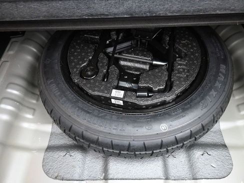 Certified 2024 Kia Seltos LX image 22