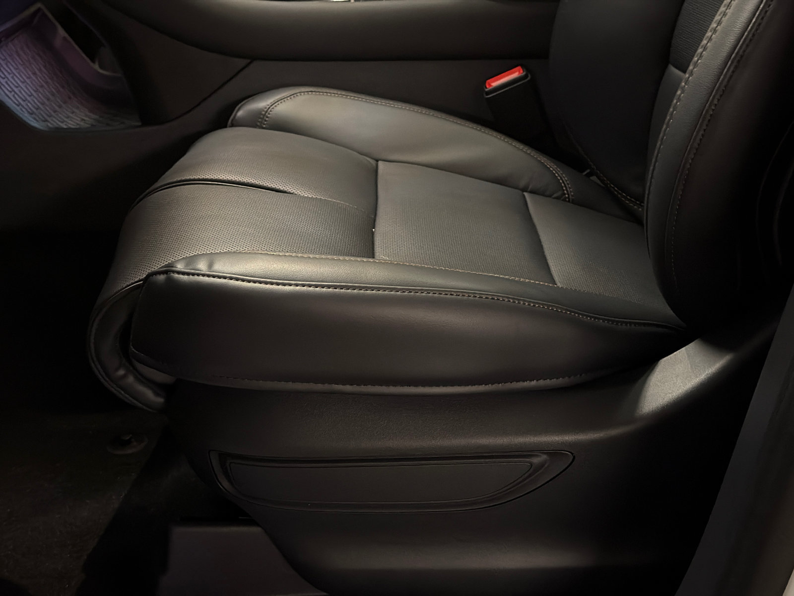 New 2027 Lincoln Aviator Reserve AWD/4WD image 16