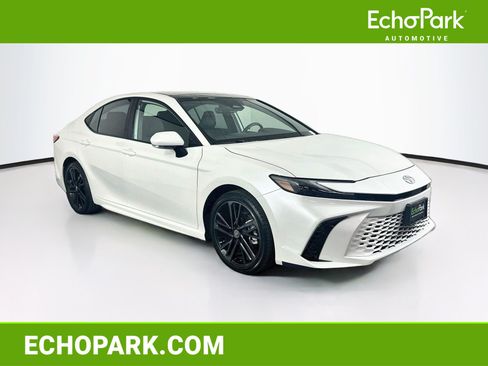 Used 2026 Toyota Camry XSE AWD/4WD image 1