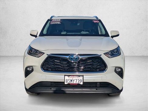 Used 2020 Toyota Highlander Limited image 2